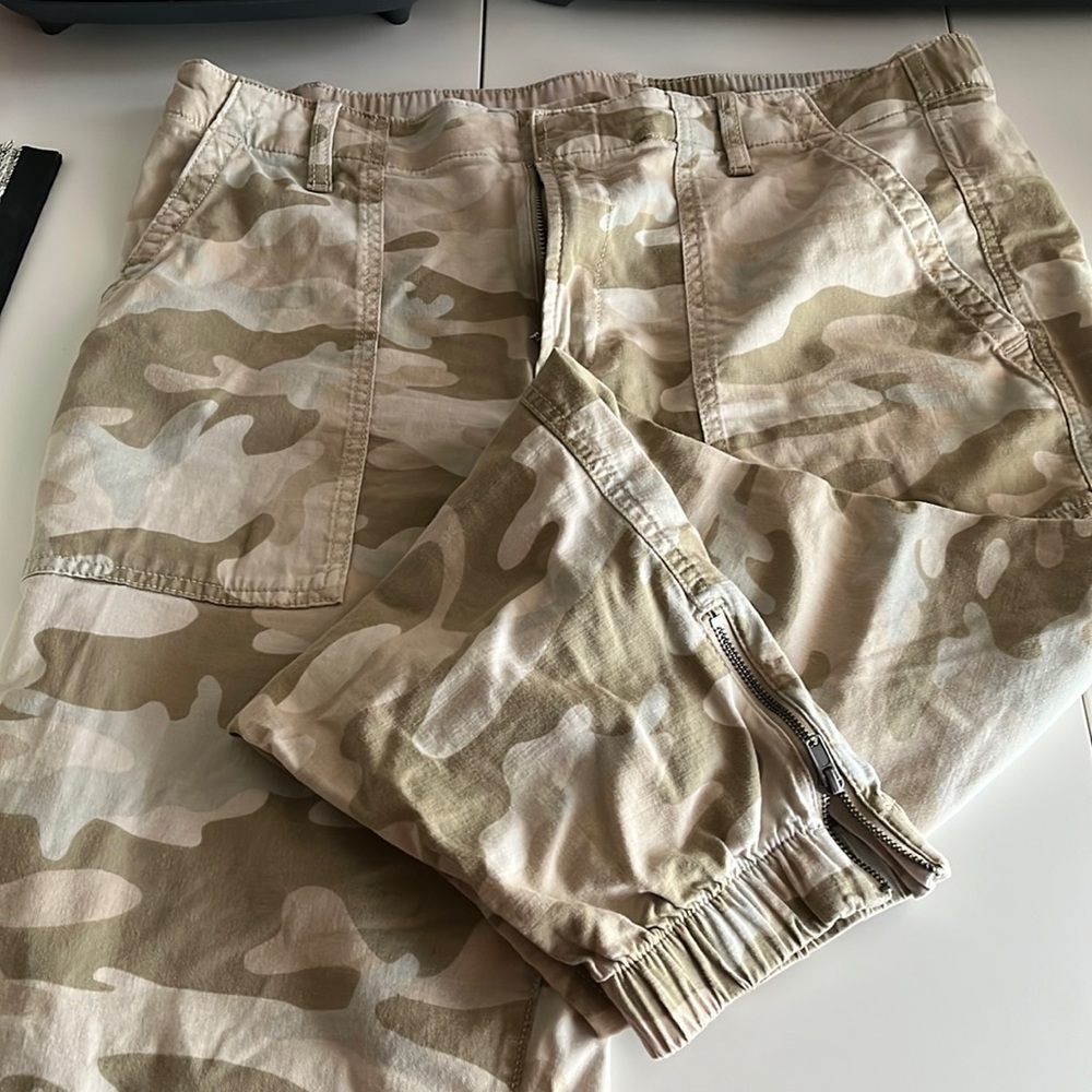 Gap joggers
